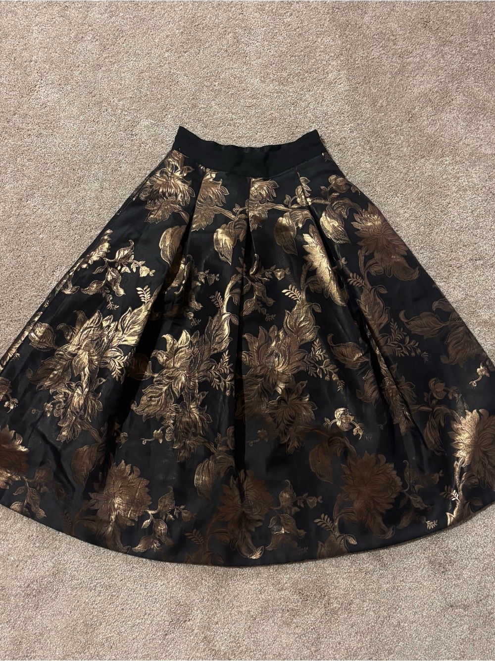 White House Black Market Black and Gold Floral A-Line Skirt
